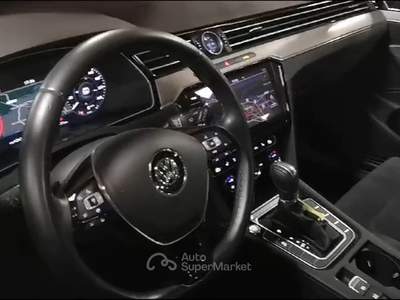 Volkswagen Passat Modello executive vero affare Bianco usata Casamassima