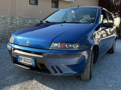 Fiat Punto punto tenuta molto bene, meccanica buonissima  Blu/Azzurro usata Farra di Soligo