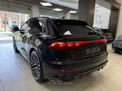 Audi Q8 286 CV Quattro Tiptr. S line KM.0 usata Modena
