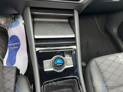 Volkswagen Tiguan DSG 4MOTION R-L usata Modena