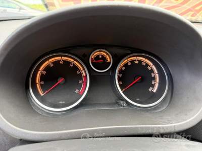 Opel Corsa PORTE Club usata Prevalle