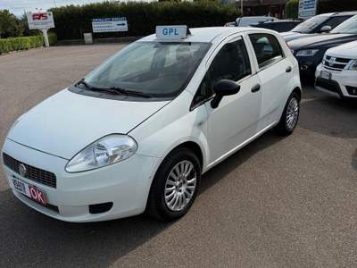 Fiat Punto Grande Punto III 2005 5p 1.4 Gpl 77cv usata Villafranca di Verona
