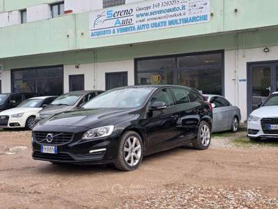 Volvo V60  D2 Summum usata Pesaro