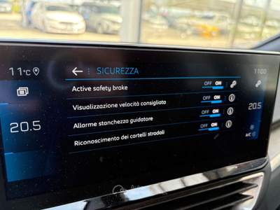 Peugeot 3008 3008 GT BlueHDi 130 EAT8 SPOTICAR Grigio usata Bagnaria Arsa