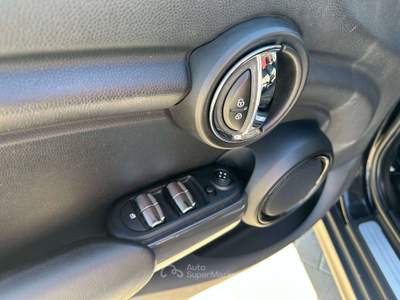 MINI Clubman 1.5 Business 5p UNIPRO NEOPAT BOOKSERVICE EURO6 Nero usata San Felice sul Panaro