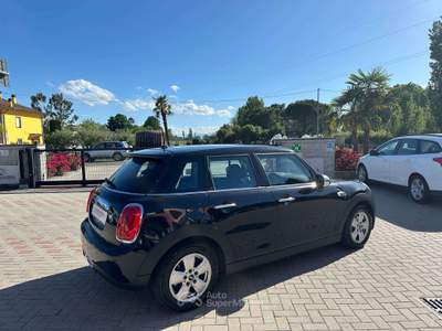 MINI Clubman 1.5 Business 5p UNIPRO NEOPAT BOOKSERVICE EURO6 Nero usata San Felice sul Panaro