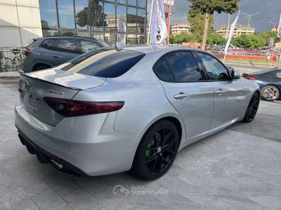 Alfa Romeo Giulia Giulia 2.2 t Super 180cv auto Argento usata Pomezia