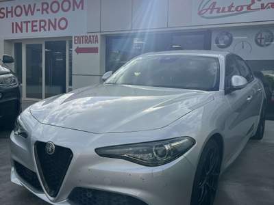 Alfa Romeo Giulia Giulia 2.2 t Super 180cv auto Argento usata Pomezia