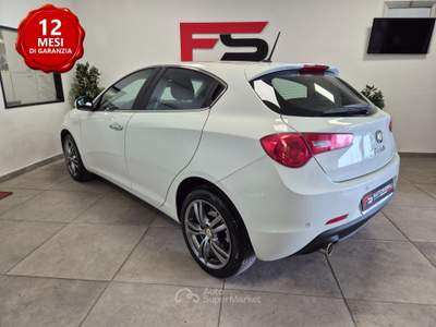 Alfa Romeo Giulietta Exclusive Bianco usata Casalgrande