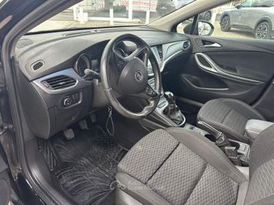Opel Astra Start&Stop Sports Tourer Nero usata Sant'Anastasia