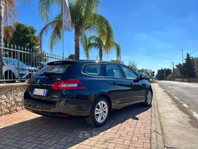 Peugeot 308 S&S SW Allure Nero usata Sannicola