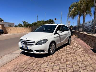 Mercedes-Benz Classe A A 160 180 CDI Automatic Executive Bianco usata Sannicola