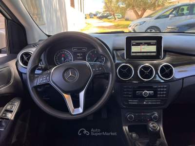 Mercedes-Benz Classe A A 160 180 CDI Automatic Executive Bianco usata Sannicola