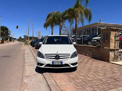 Mercedes-Benz Classe A A 160 180 CDI Automatic Executive Bianco usata Sannicola