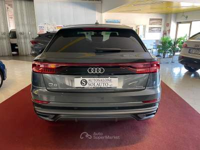 Audi Q8 286 CV quattro tip Sport Sedili Guscio Grigio usata Gozzano