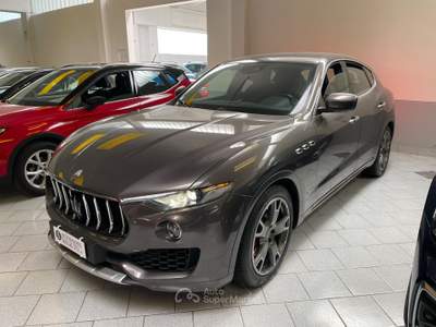 Maserati Levante Diesel AWD Gransport Adaptive Telec. Grigio usata Gozzano