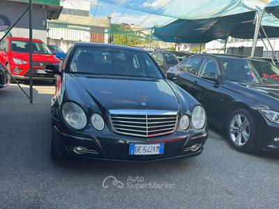 Mercedes-Benz Classe E E 320 CDI cat EVO Avantgarde Sport Nero usata Torino