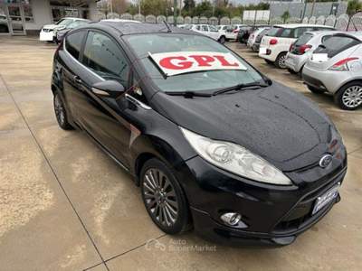 Ford Fiesta 3 porte Bz.- GPL Titanium Nero usata Qualiano