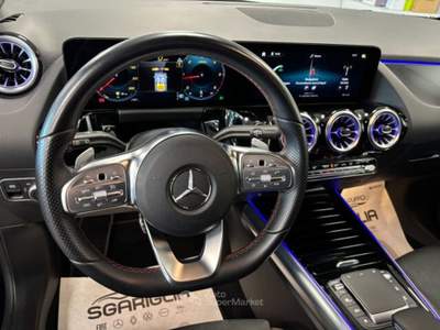 Mercedes-Benz GLA AMG Premium Automatico Nero usata Qualiano
