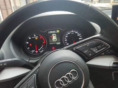 Audi Q2 "Privato vende  Audi Q2 30 TDI Audi Q2 30 2.0 tdi Admirer  Bianco usata Paternò
