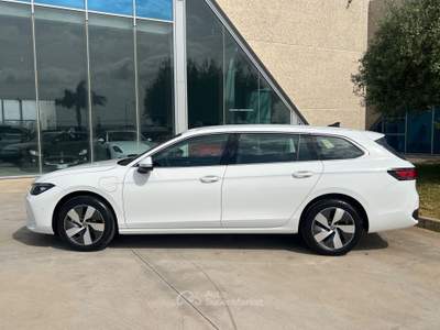 Volkswagen Passat eHybrid 204 CV DSG Business - possibilità noleggio no scoring Bianco usata Gela