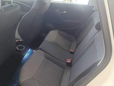Volkswagen Polo EURO 6 NEOPATENTATI Bianco usata Follonica