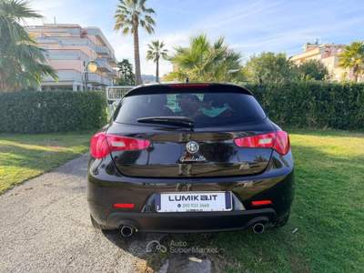 Alfa Romeo Giulietta jtdm(2) Distinctive 170cv Lilla usata Grottammare