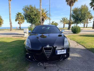 Alfa Romeo Giulietta jtdm(2) Distinctive 170cv Lilla usata Grottammare