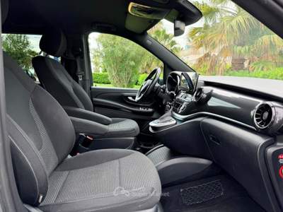 Mercedes-Benz Classe V Mercedes V 220 D Exclusive 9G-Tronic Plus Long Giallo usata Grottammare