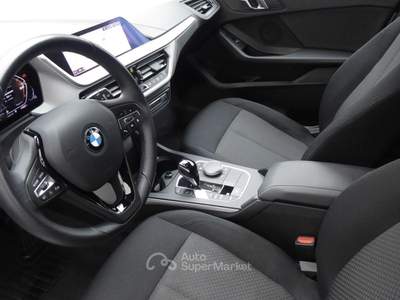 BMW Serie 1 116d d 5p. Advantage Automatico Bianco usata Quattro Castella