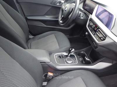 BMW Serie 1 116d d 5p. Advantage Automatico Bianco usata Quattro Castella