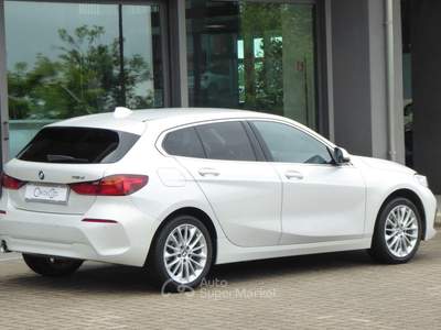 BMW Serie 1 116d d 5p. Advantage Automatico Bianco usata Quattro Castella
