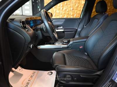 Mercedes-Benz Classe GLB AUTOMATIC SPORT 163CV NAVI LED 18"CAM GANCIO FULL! Grigio usata Brescia