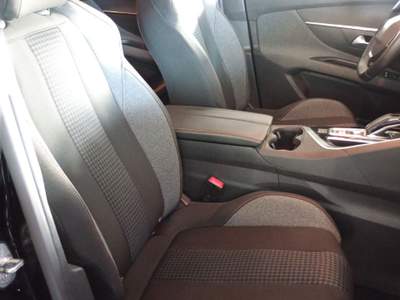 Peugeot 3008 Peugeot 3008 HDi Active Nero usata Genzano di Roma