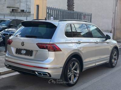 Volkswagen Tiguan 2.0TDI 150 DSG R-Line *69000KM* Argento usata San Michele Salentino