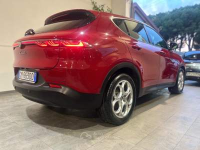 Alfa Romeo Tonale *69MILAKM*UNICOPRO* Rosso usata GROSSETO