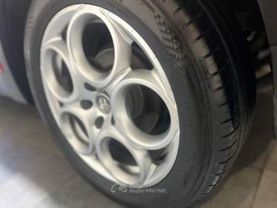 Alfa Romeo Tonale *69MILAKM*UNICOPRO* Rosso usata GROSSETO