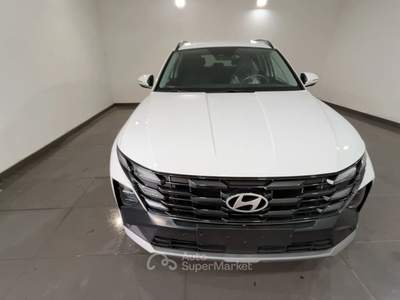 Hyundai Tucson HYUND TUCSON 1.6 CRDI 48V BUSINESS 2WD DCT Tucson 1.6 crdi 48V Business 2wd dct Bianco usata Roma