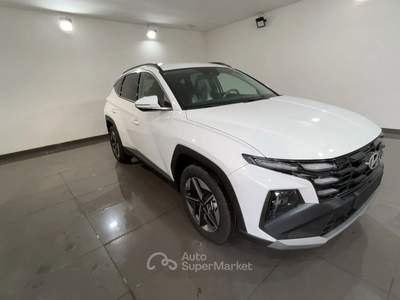 Hyundai Tucson HYUND TUCSON 1.6 CRDI 48V BUSINESS 2WD DCT Tucson 1.6 crdi 48V Business 2wd dct Bianco usata Roma