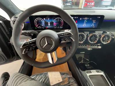 Mercedes-Benz Classe A MERCE A 200 D AMG LINE AUTO A 200 d AMG Line auto Nero usata Roma
