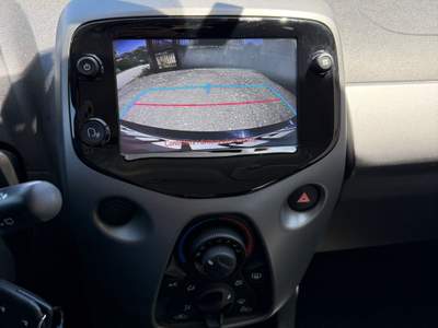 Toyota Aygo Toyota Aygo Connect 1.0 VVT-i 72CV Bianco usata Altamura
