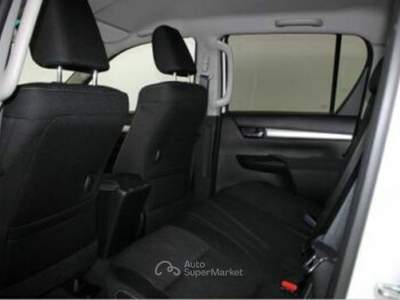 Toyota Hilux 2018 Toyota HiLux Cabina doppia 4x4 cambio manuale Bianco usata Vittorio Veneto