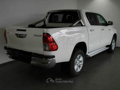 Toyota Hilux 2018 Toyota HiLux Cabina doppia 4x4 cambio manuale Bianco usata Vittorio Veneto