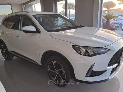 MG HS AT Luxury km 15322 garanzia 7 ANNI Bianco usata Parete