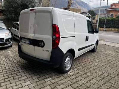 Opel Combo unico proprietario Bianco usata Sirignano
