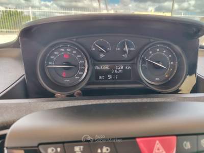Lancia Ypsilon Hybrid 9000 km 2023 Grigio usata Polignano a Mare