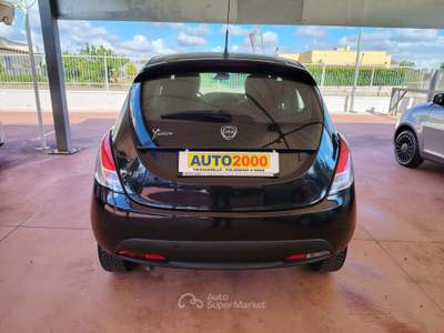 Lancia Ypsilon GPL Ecochic Gold 2019 Nero usata Polignano a Mare