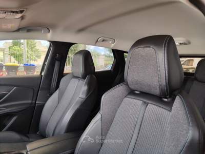 Peugeot 3008 S&S EAT8 Allure Pack 2022 Nero usata Polignano a Mare
