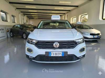 Volkswagen T-Roc 1.5 tsi ACT. 150 CV Advanced-*Garanzia 12 mesi Bianco usata Nova Milanese