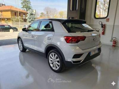 Volkswagen T-Roc 1.5 tsi ACT. 150 CV Advanced-*Garanzia 12 mesi Bianco usata Nova Milanese